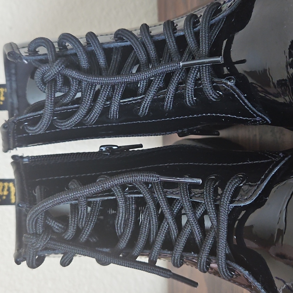 Youth 1460 Patent Leather Lace Up Boots - Picture 9 of 10